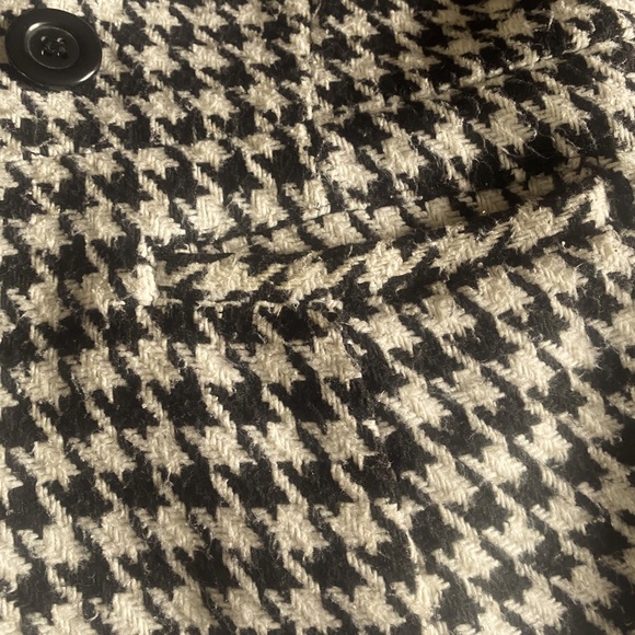 B&W Patterned Pea Coat, BEBE, Size L - Picture 7 of 7